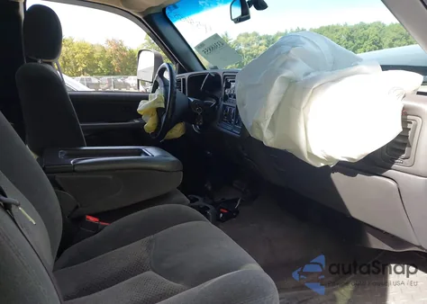 2003 Chevrolet Silverado 2500Hd Ls z USA, uszkodzony, nr VIN 1GCHK29G33E175701